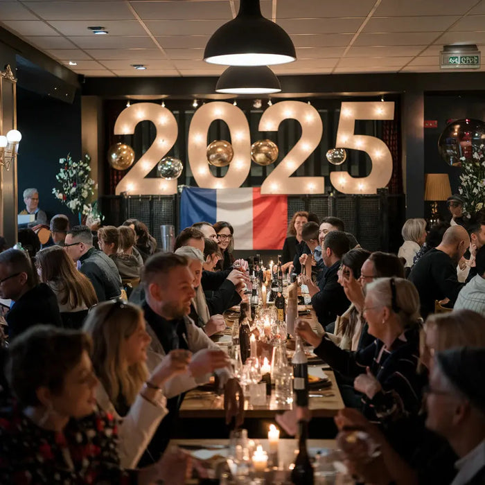 Réveillon-du-Nouvel-An-2025-célébrer-la-fin-de-l-année-et-l-aube-d-une-nouvelle FLTMfrance
