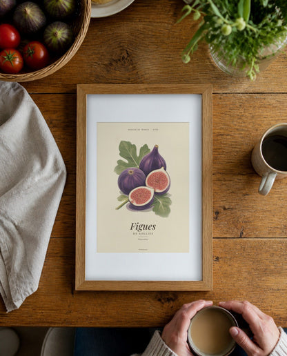 Affiche vintage fruits et légumes Marché de France encadrée dans une cuisine